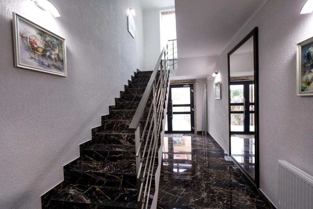 ITM Haus room 6